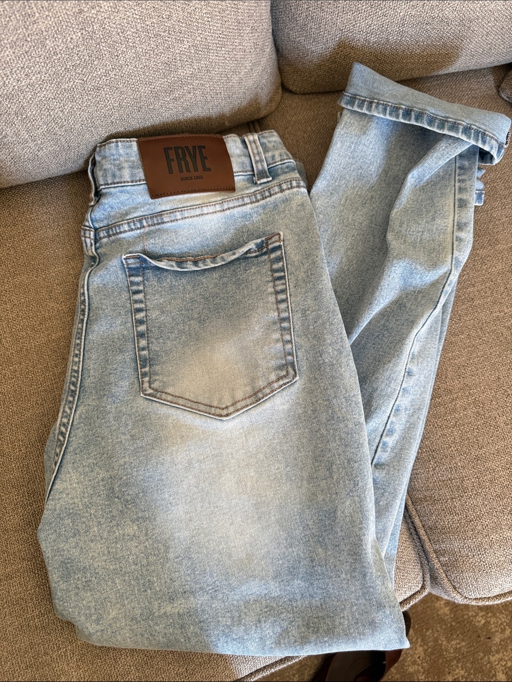 FRYE Light Blue Boyfriend Jeans Size 12/31